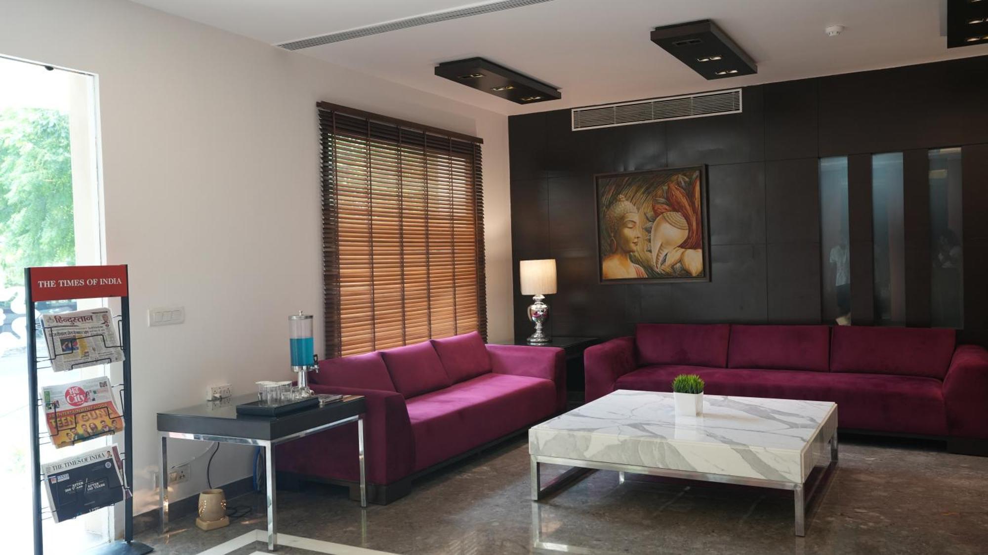 Africa Avenue - Greater Kailash 1 4*